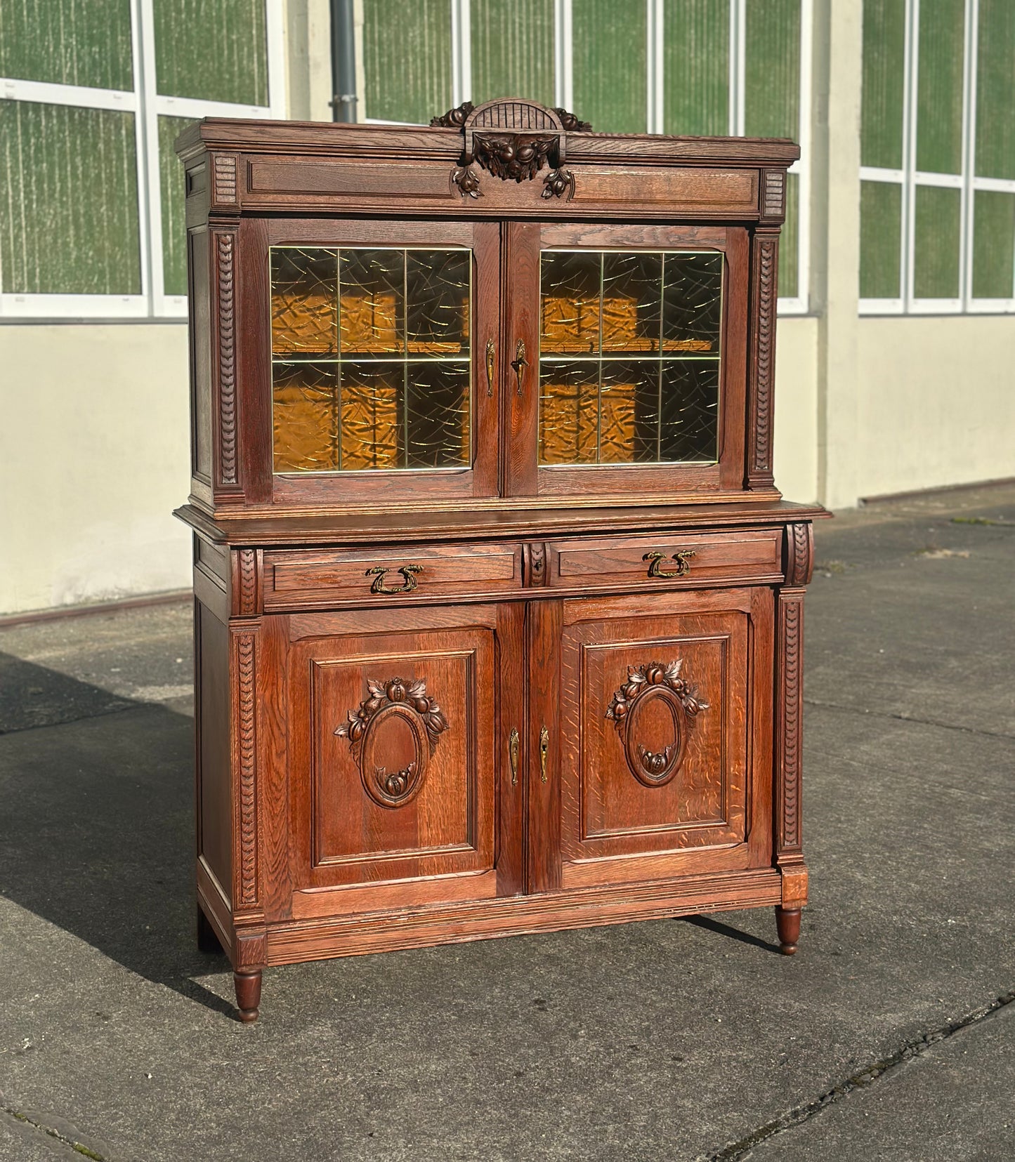 Bufet eklektyczny z szybami ornamentowymi | Francja XX.