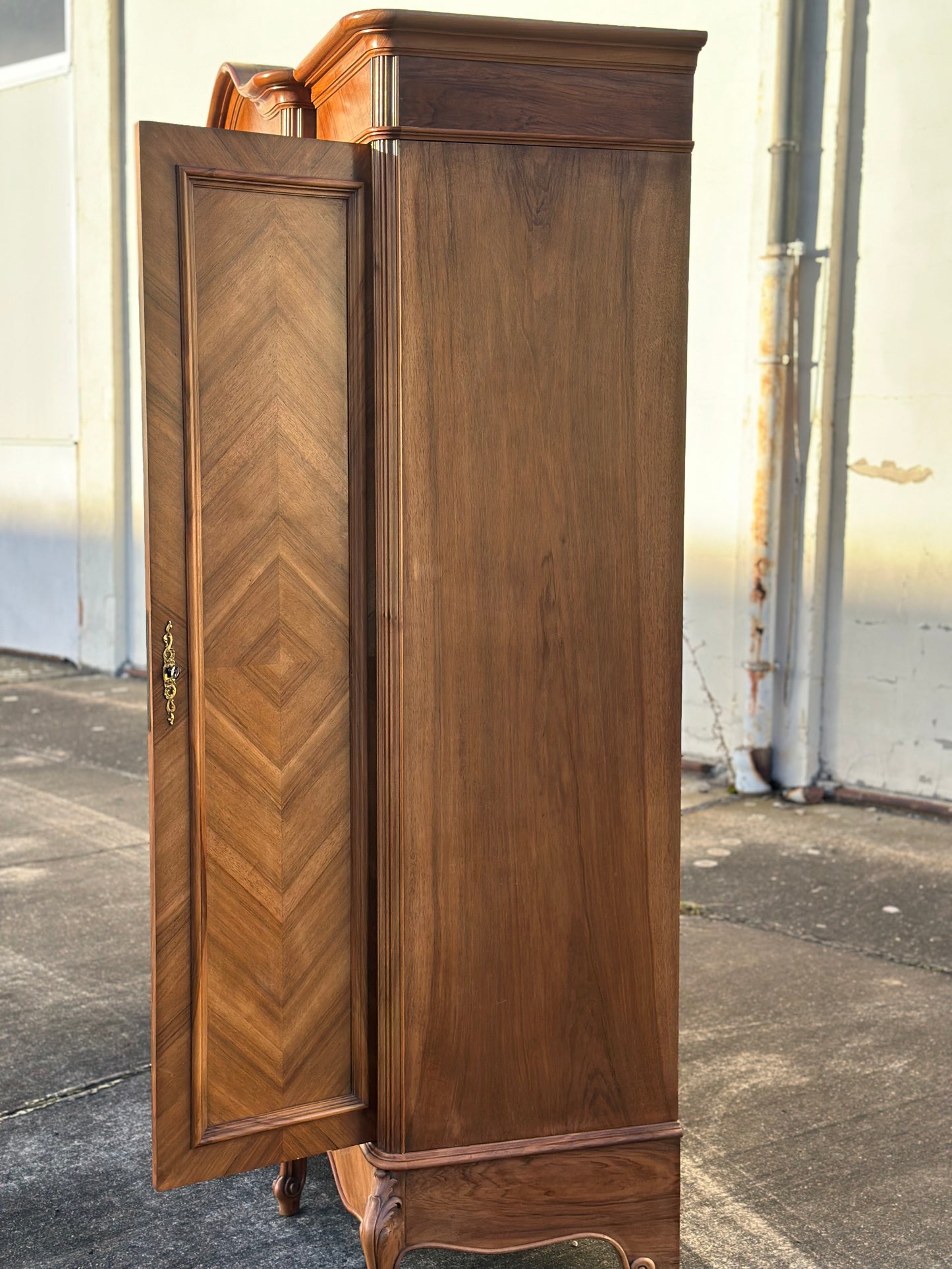 Szafa w stylu ludwikowskim, 3 drzwiowa | Francja, XX w.