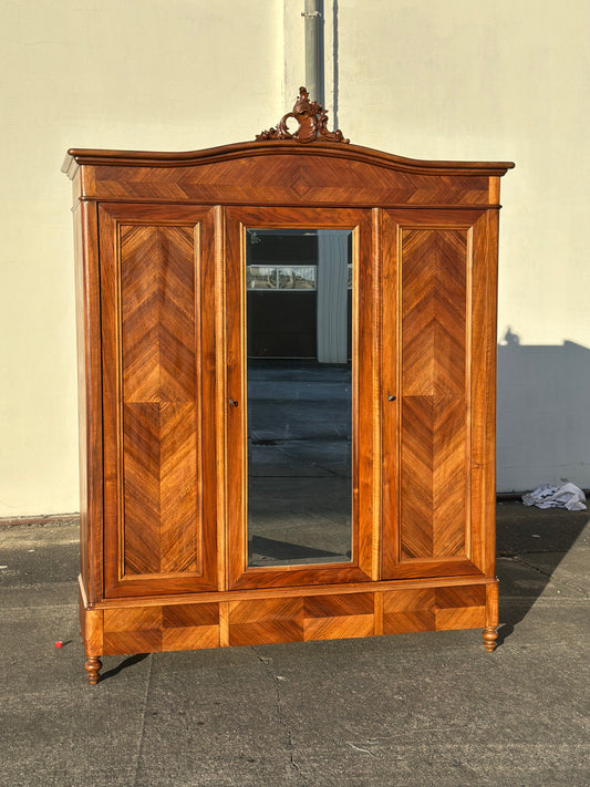 Szafa ludwikowska Rocaille | Francja, XX w.