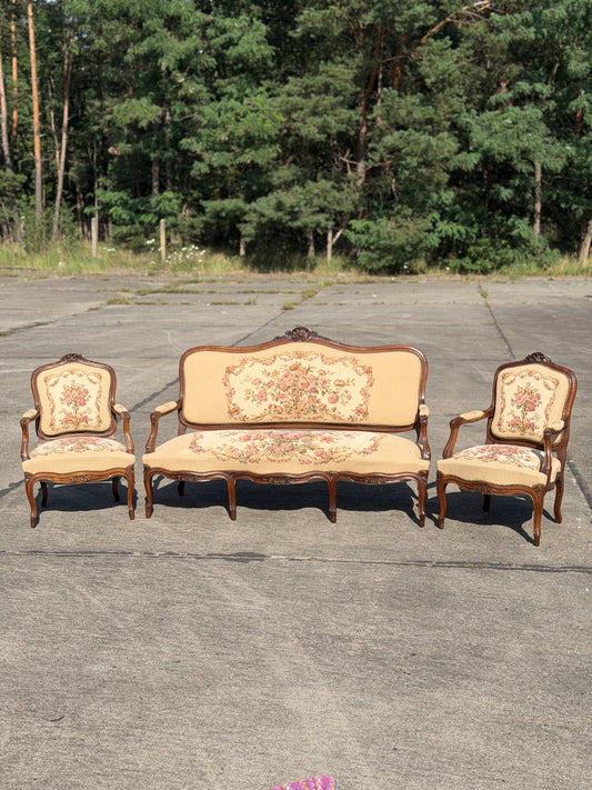 Francuski Komplet Salonowy Ludwik XV – Sofa i 2 Fotele, Tapicerka Kwiatowa