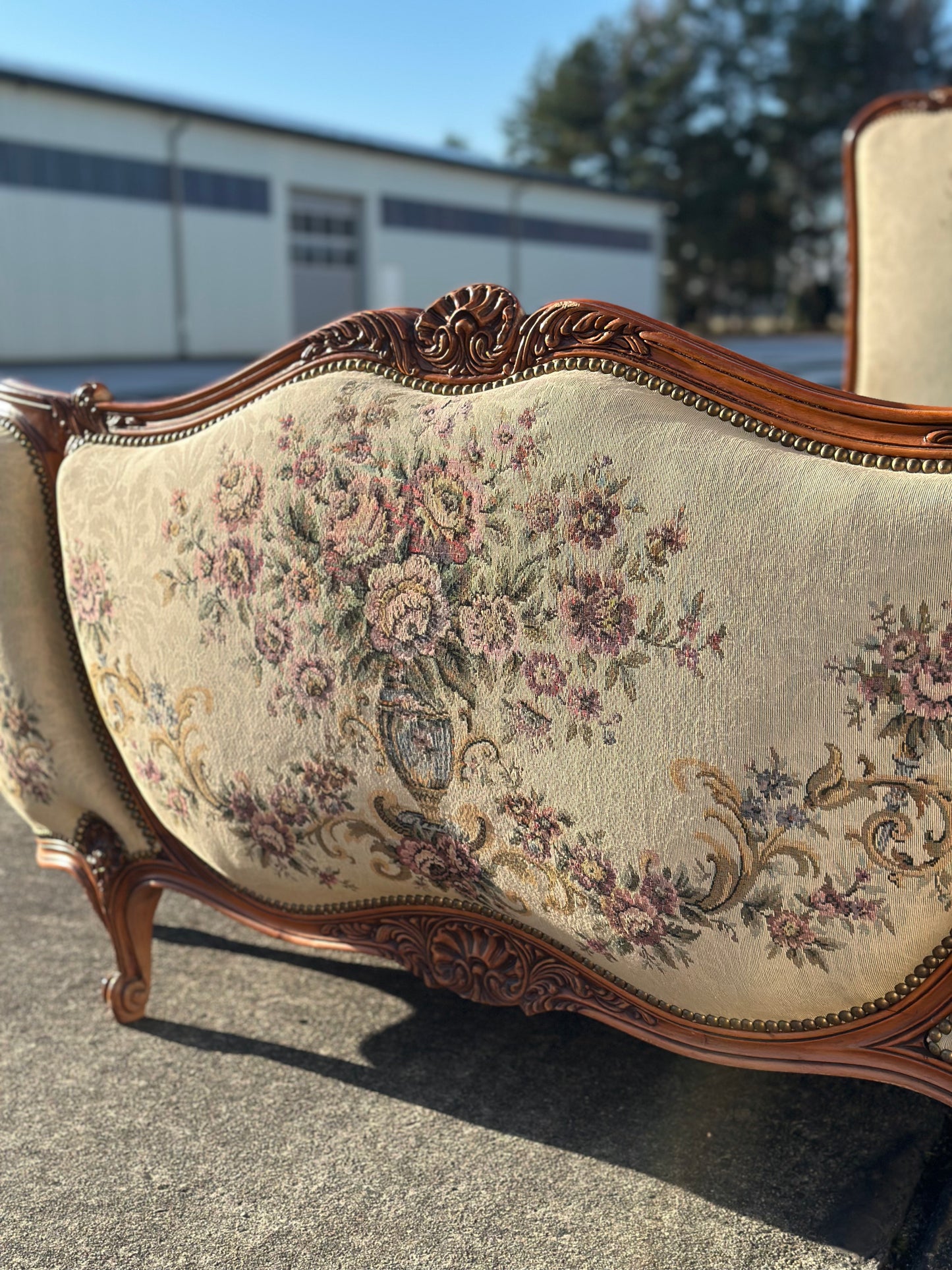 Łóżko tapicerowane w stylu ludwikowskim | Francja, XX w.