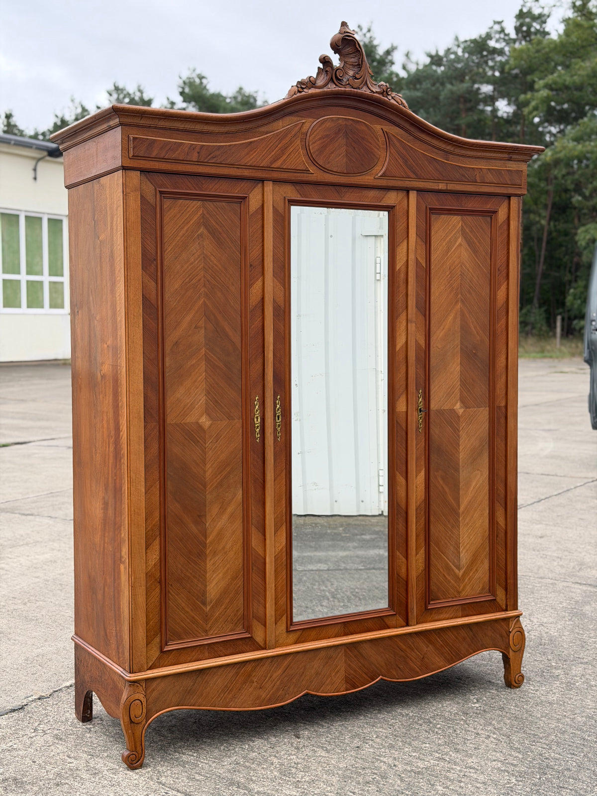 Antyczna Francuska Szafa Ludwik XV | Trzydrzwiowa z Lustrem | Fornirowana Armoire