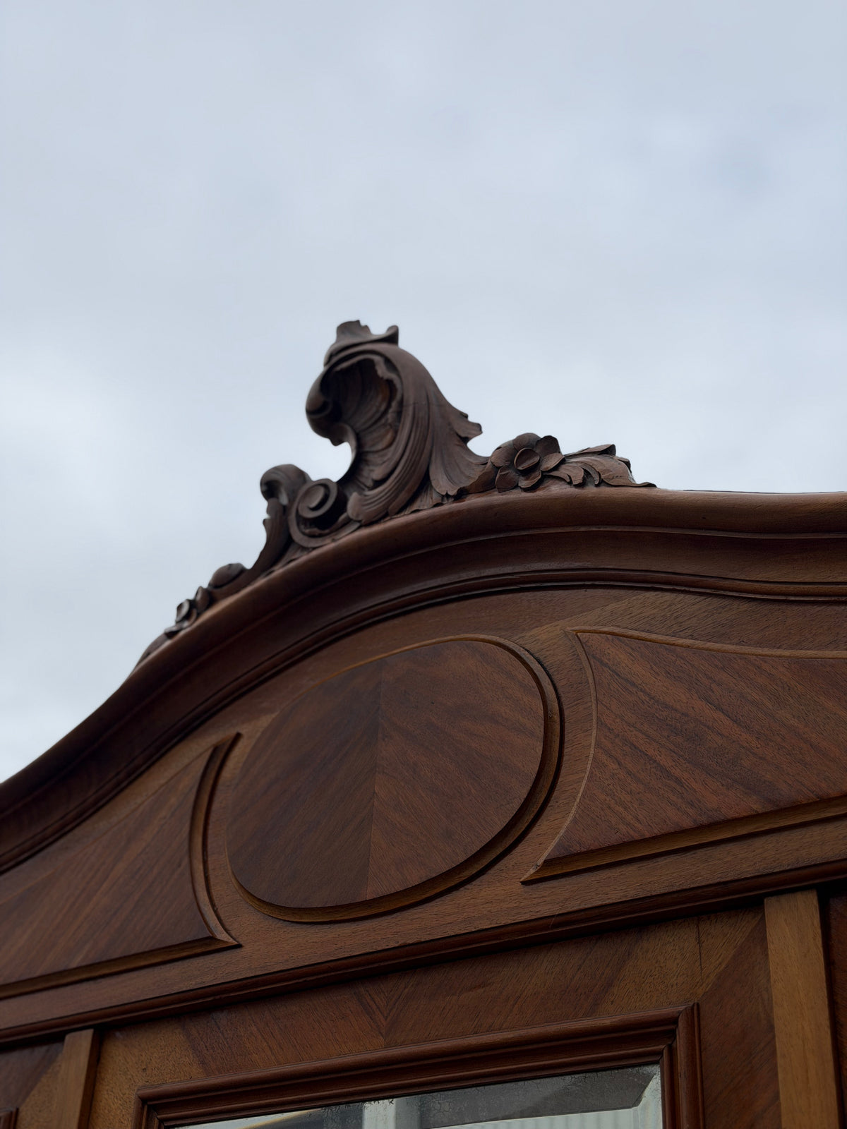 Antyczna Francuska Szafa Ludwik XV | Trzydrzwiowa z Lustrem | Fornirowana Armoire