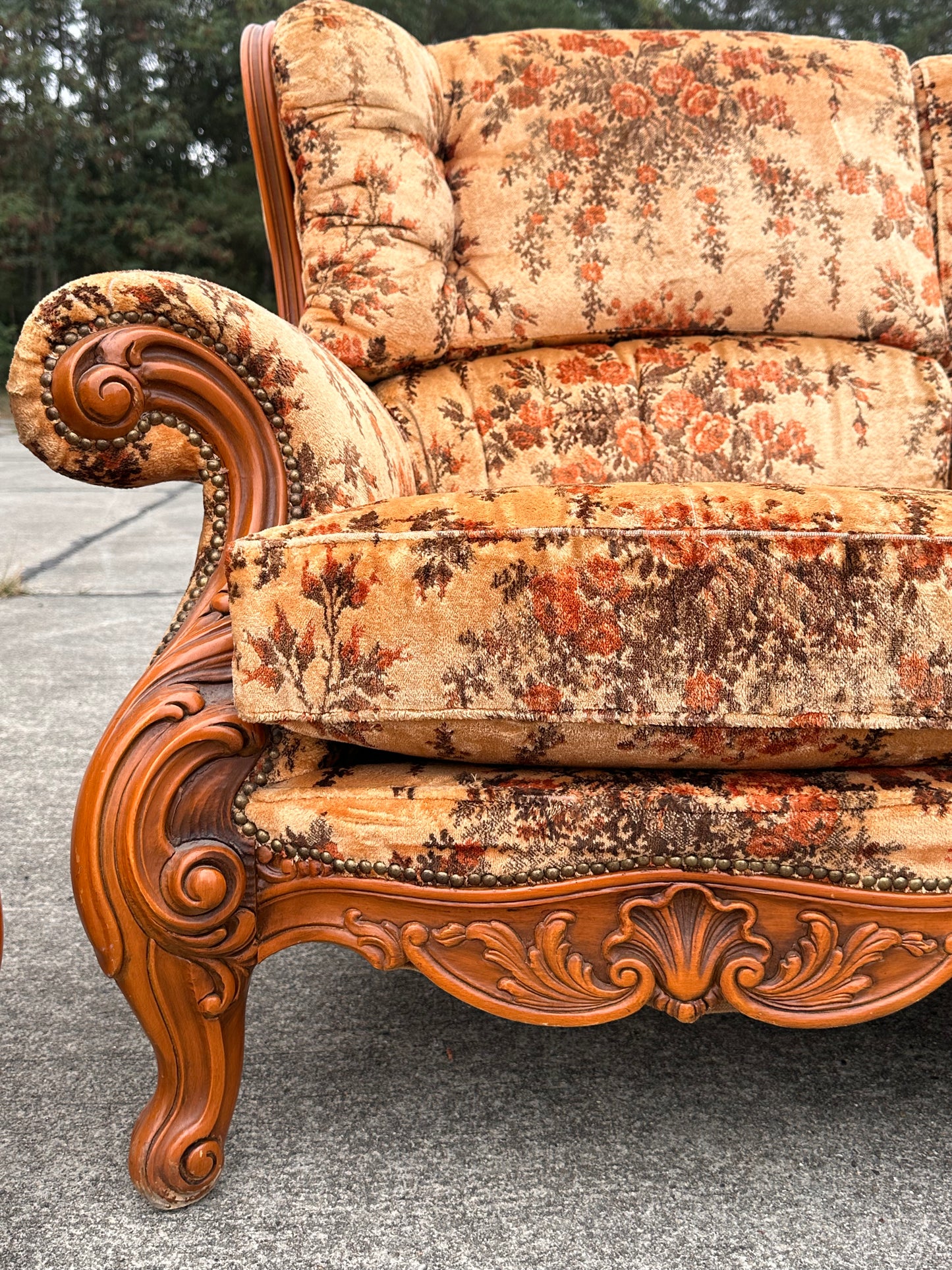 Zestaw salonowy w stylu ludwikowskim | Francja, XX w.