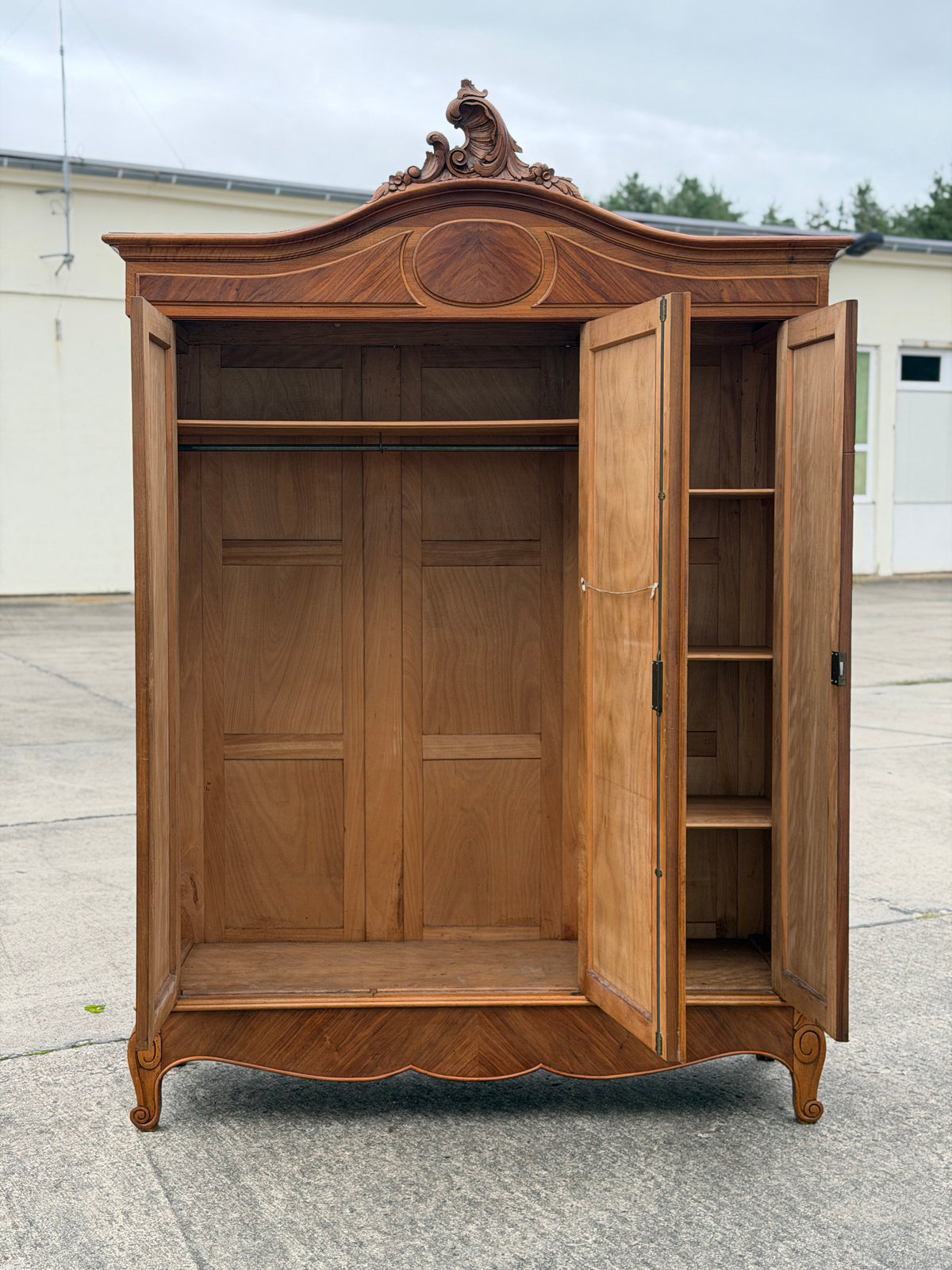 Antyczna Francuska Szafa Ludwik XV | Trzydrzwiowa z Lustrem | Fornirowana Armoire