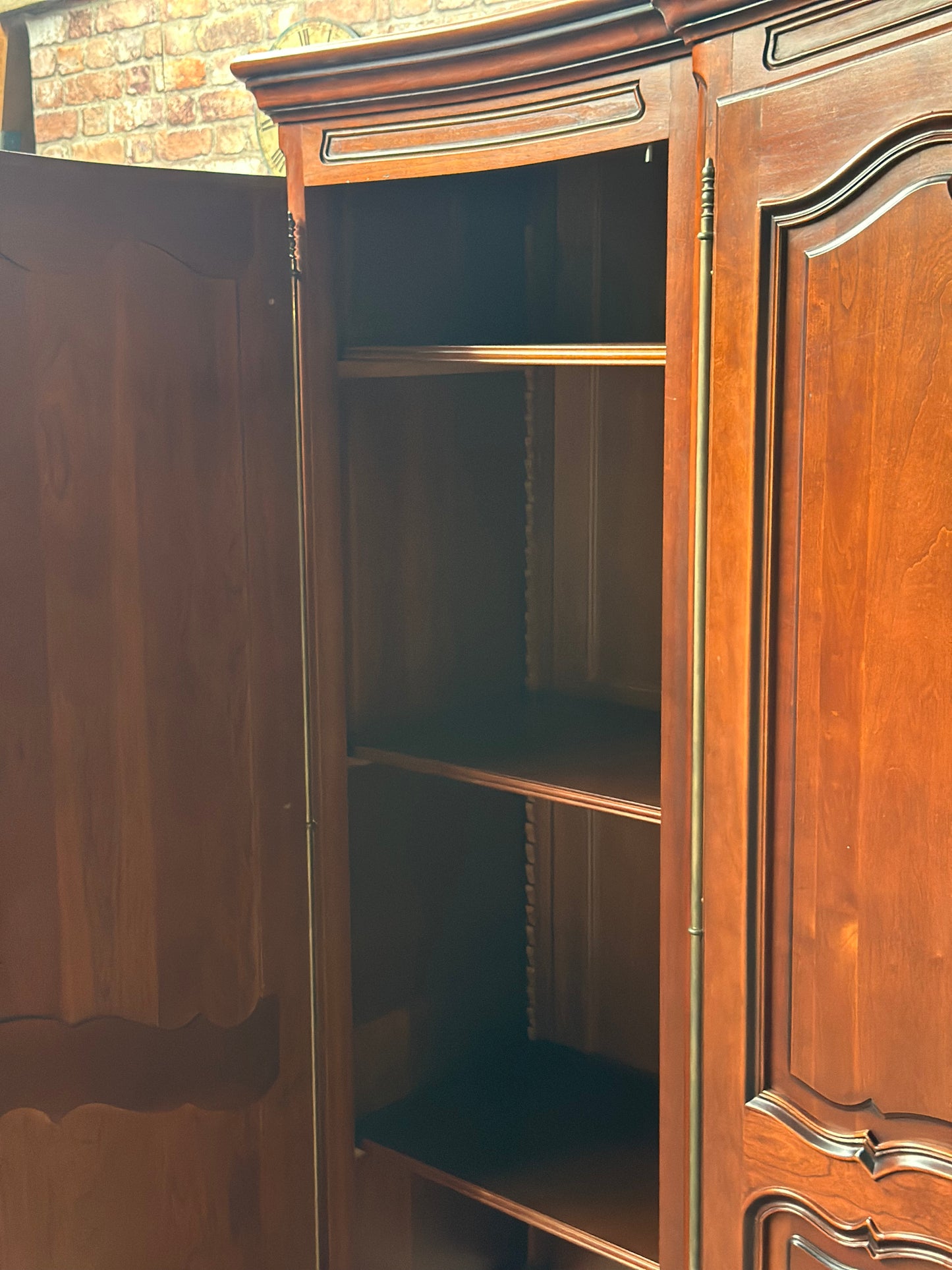 Szafa czterodrzwiowa w stylu ludwikowskim | Francja, XX w.