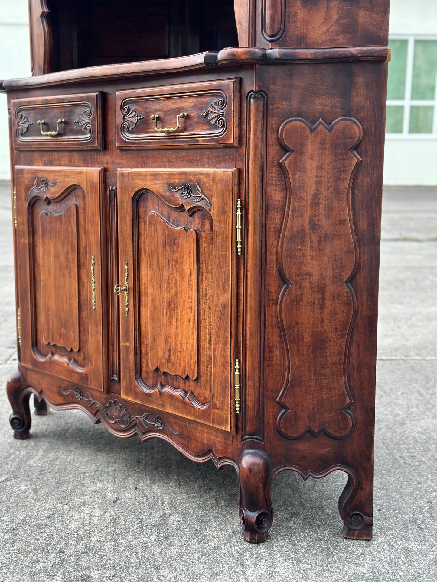 Kredens narożny w stylu ludwikowskim | Francja XX w.