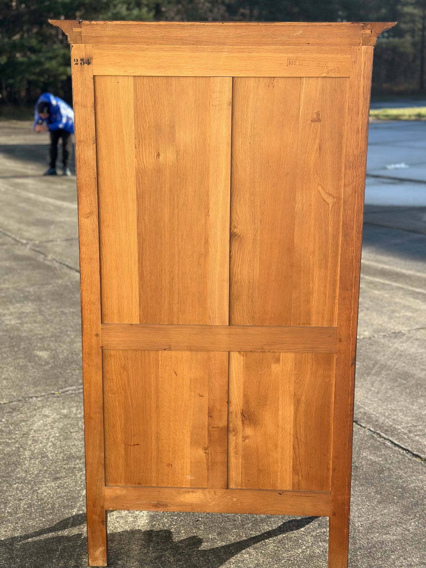 Witryna w stylu ludwikowskim z pojedynczymi drzwiami | Francja, XX w.