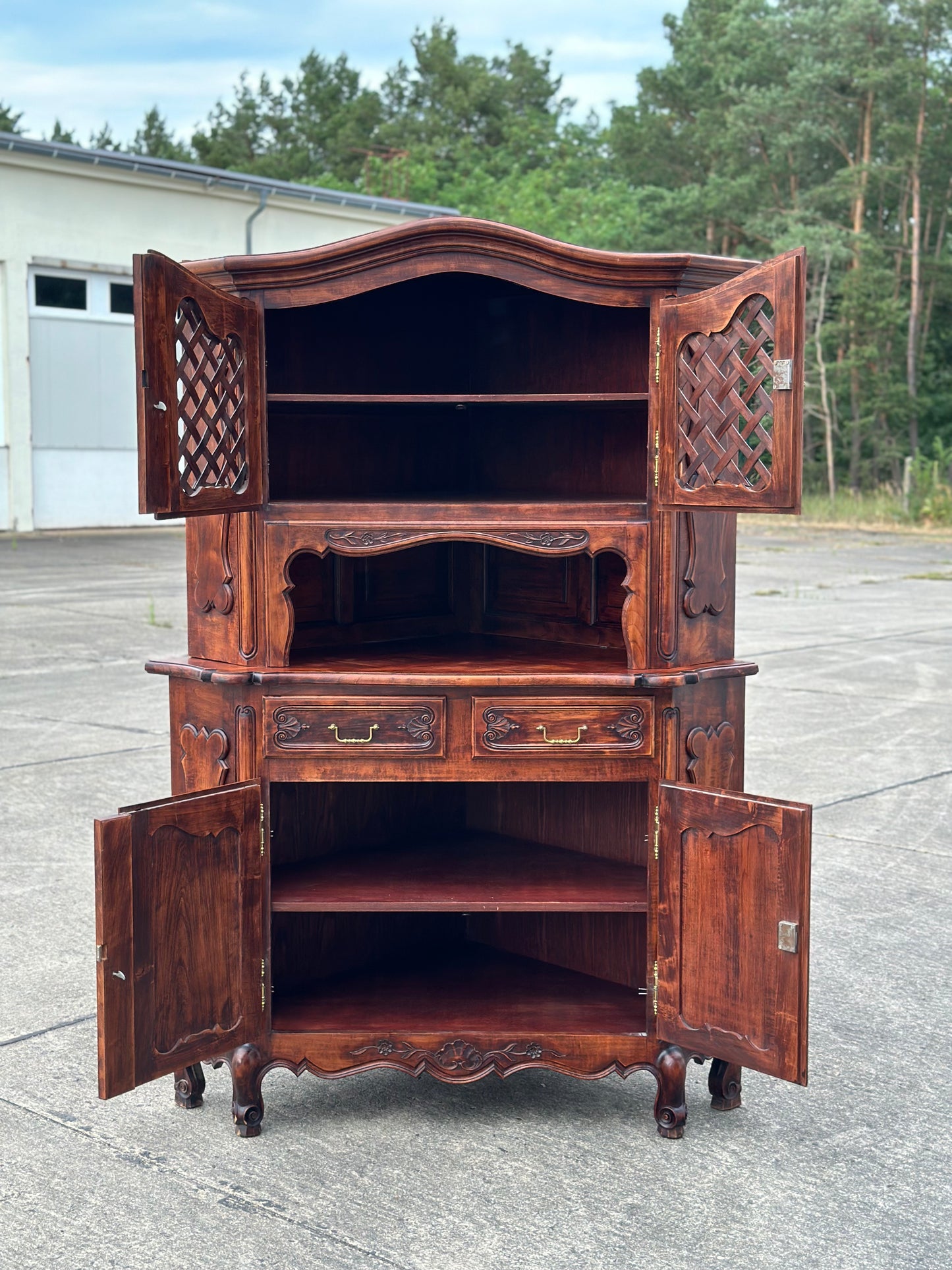 Kredens narożny w stylu ludwikowskim | Francja XX w.