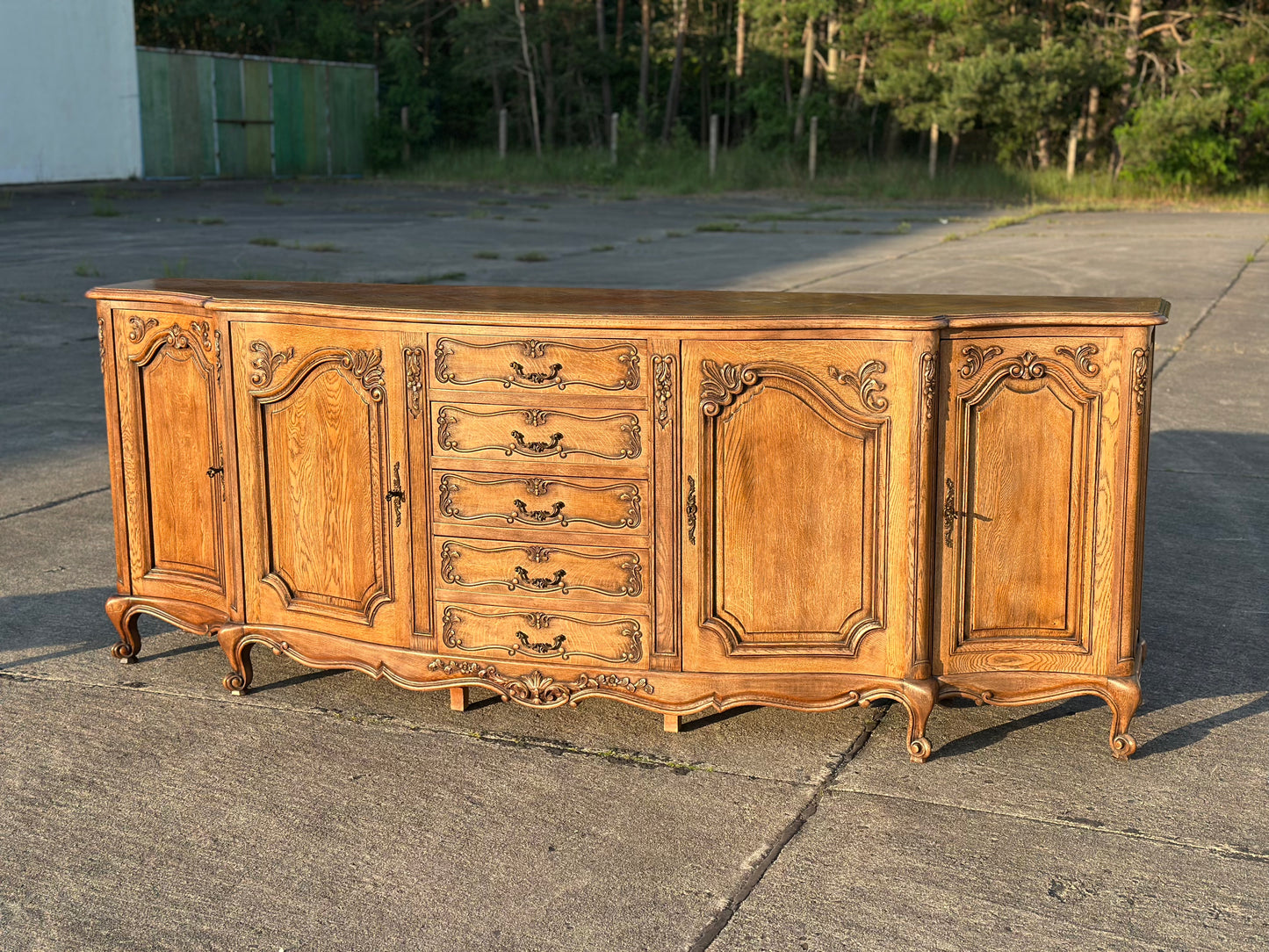 Bufet w stylu ludwikowskim | Francja, XX w.