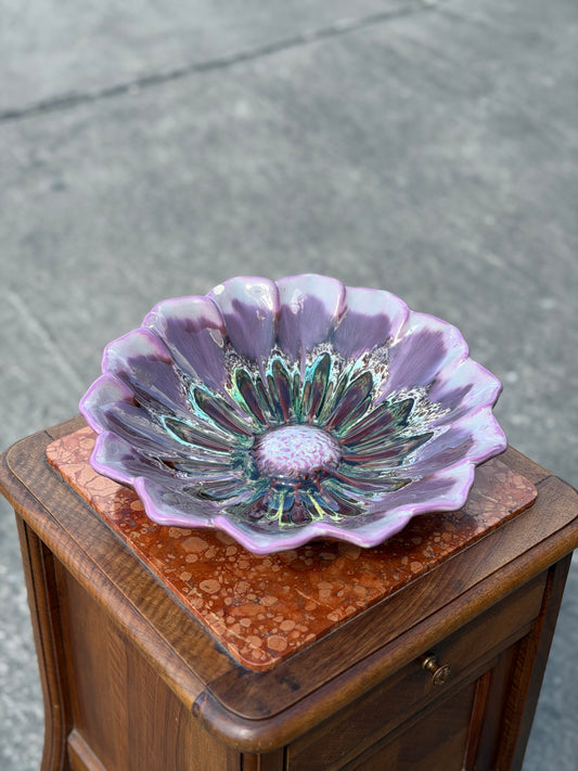 Ceramiczna Misa Dekoracyjna Sygnowana Vallauris – Kwiatowa Forma, Francja, Lata 50./60.
