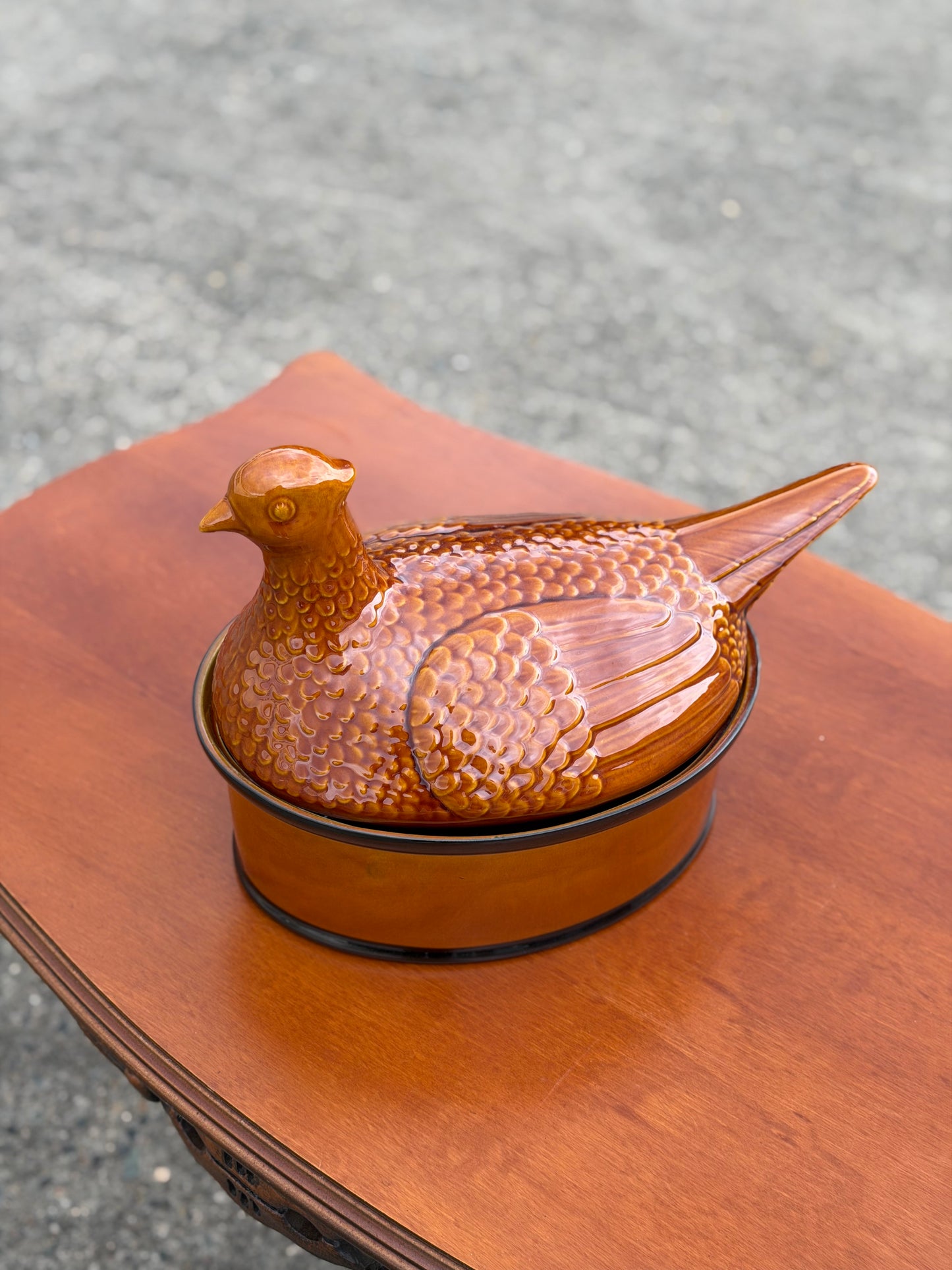 Ceramiczna Terrina w Kształcie Kuropatwy – Francuska Faience, Vintage