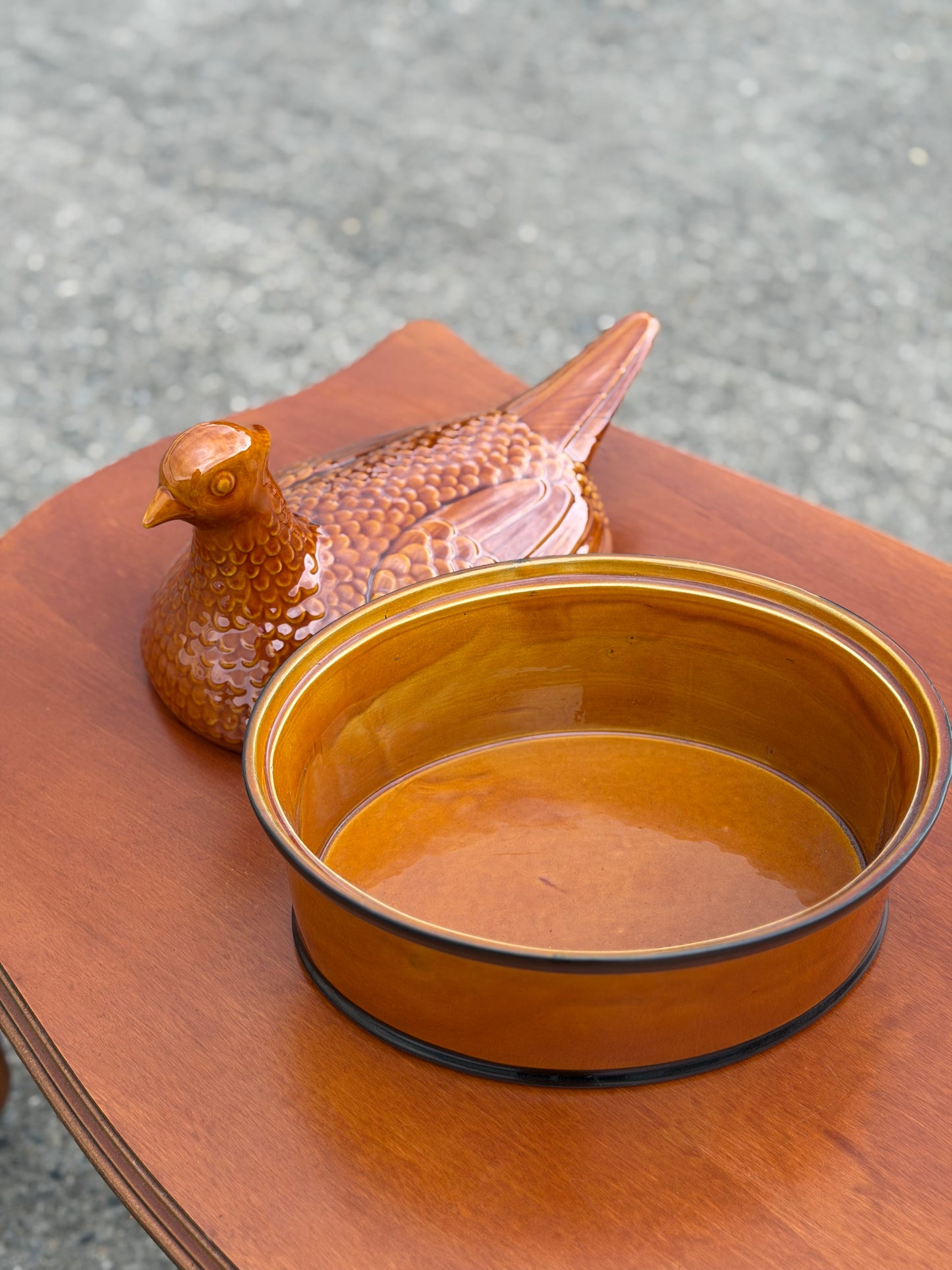 Ceramiczna Terrina w Kształcie Kuropatwy – Francuska Faience, Vintage