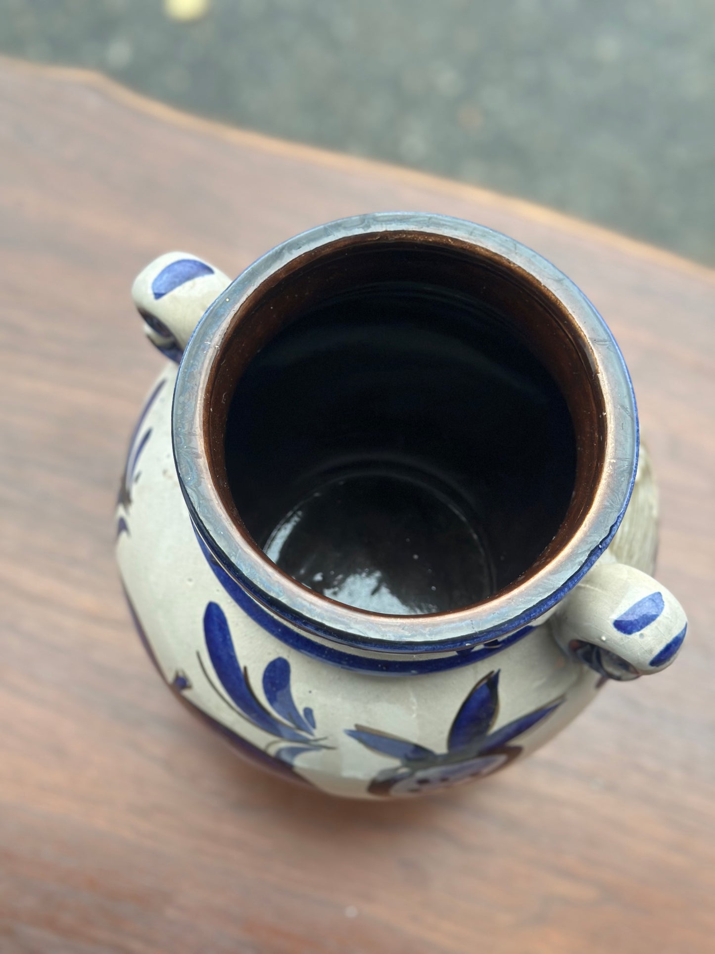 Ceramiczna Pękata Wazonka z Uchwytami – Wzór Delft / Włocławek Vintage
