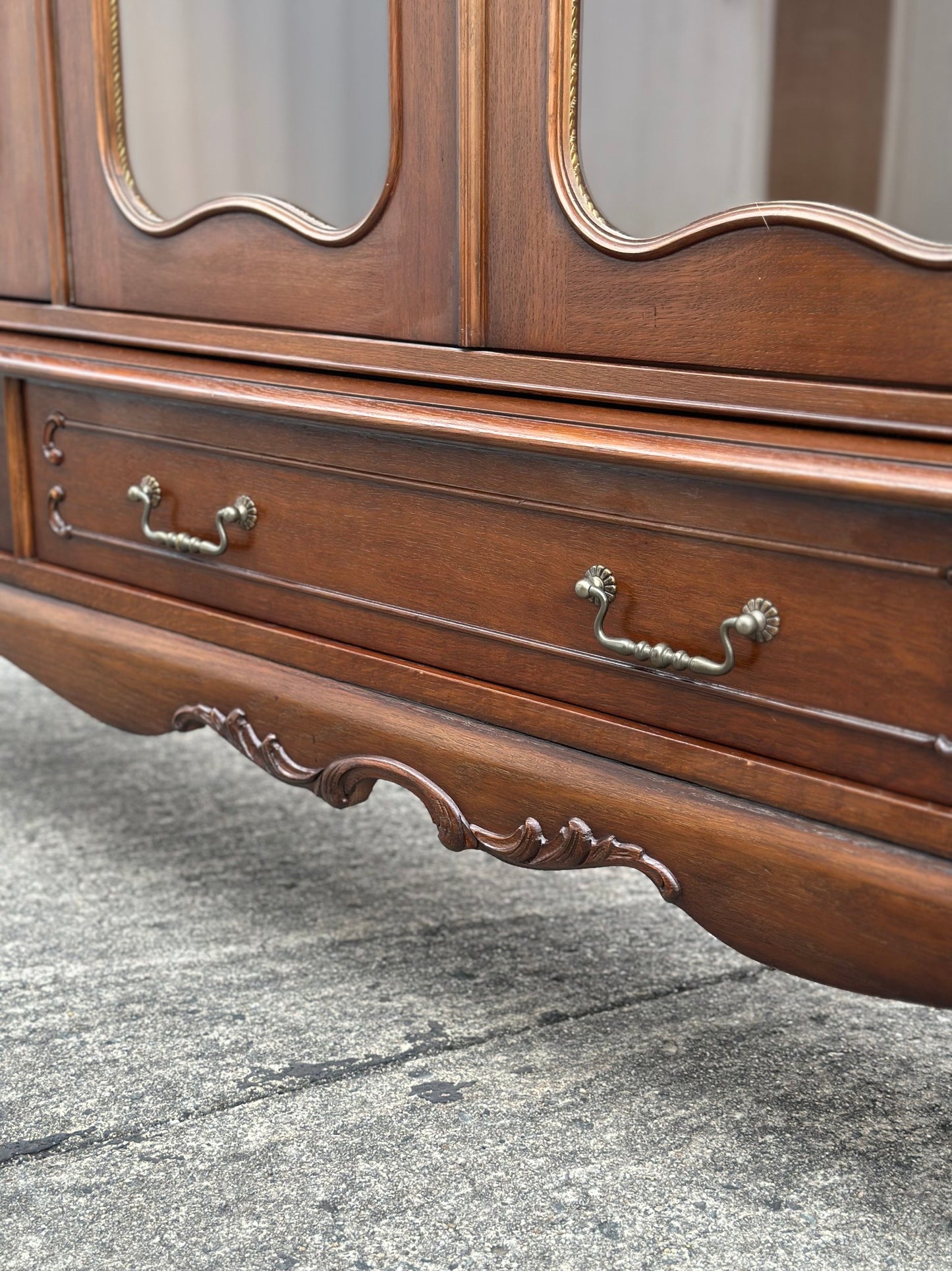 Biblioteka w stylu ludwikowskim